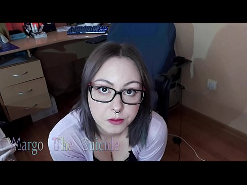 ❤️ Mtsikana Wamagalasi Wamagalasi Amayamwa Dildo Mozama Pa Kamera Kanema wamatako pa ife ❌️❤